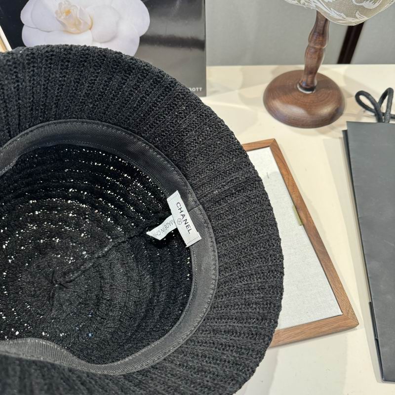 Chanel hat (1026)