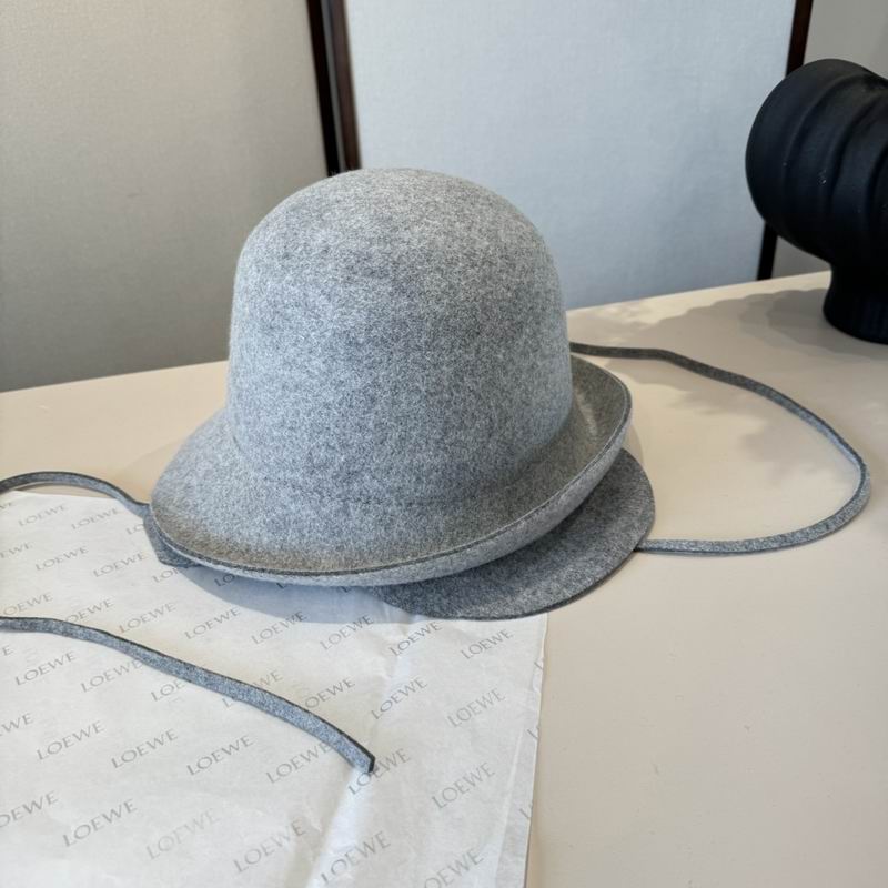 Loewe top hat (1270)