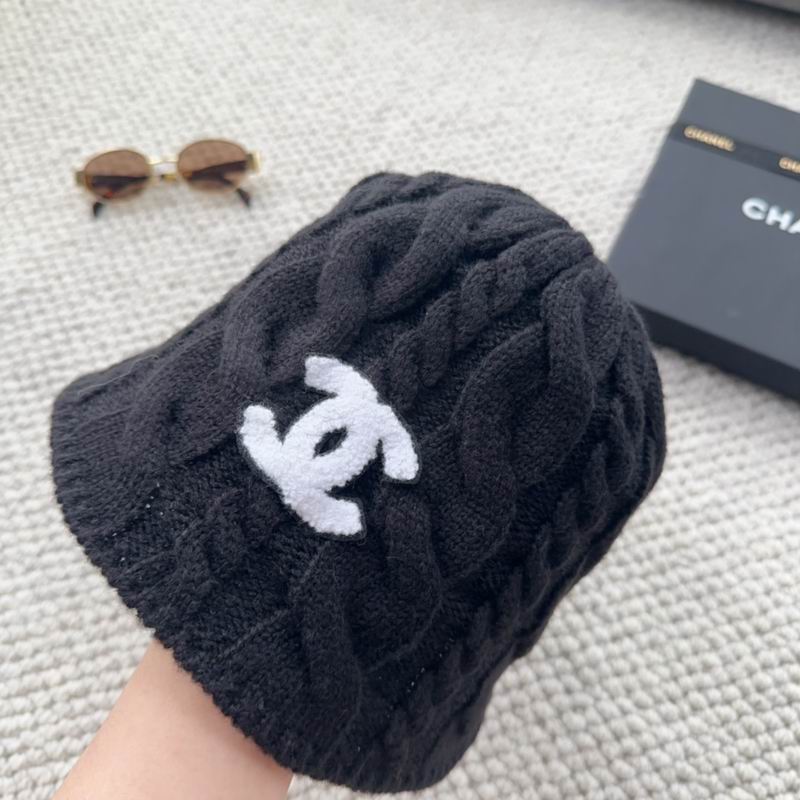 Chanel hat (1123)