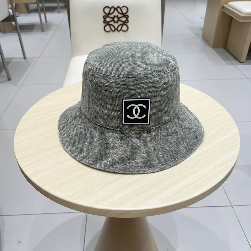 Chanel hat (1000)