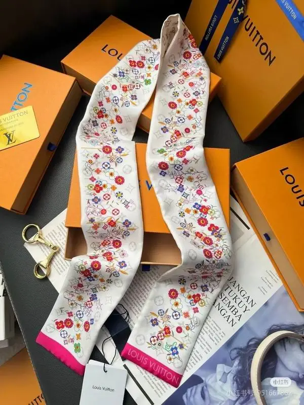 LV silk ribbon 120X8cm E16 (1)