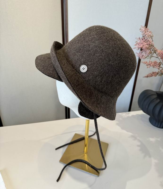 Loewe top hat (1270)