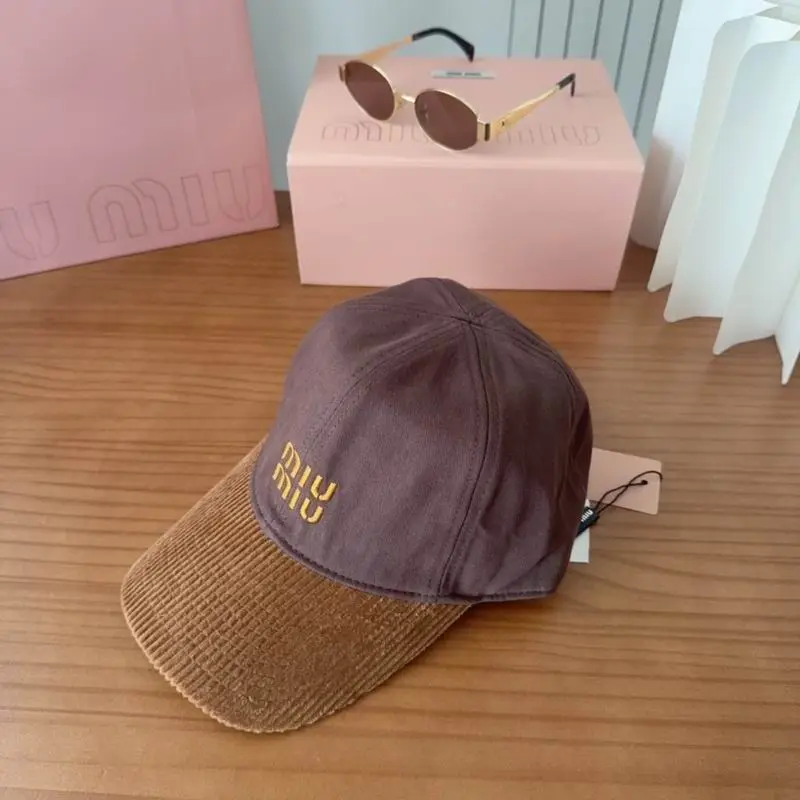 Miumiu Cap dx (1690)
