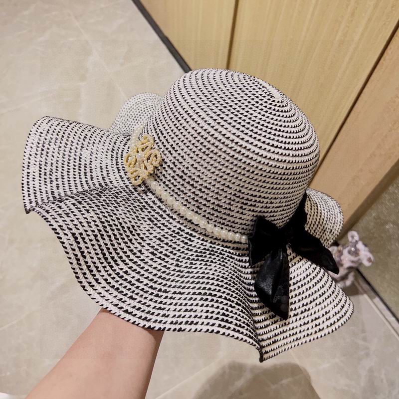 Loewe top hat (152)