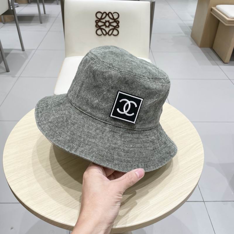 Chanel hat (1000)
