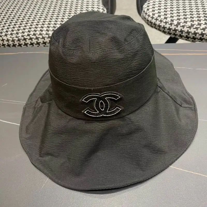 Chanel hat (1029)