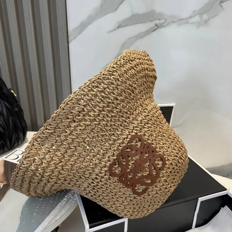 Loewe top hat dx (36)