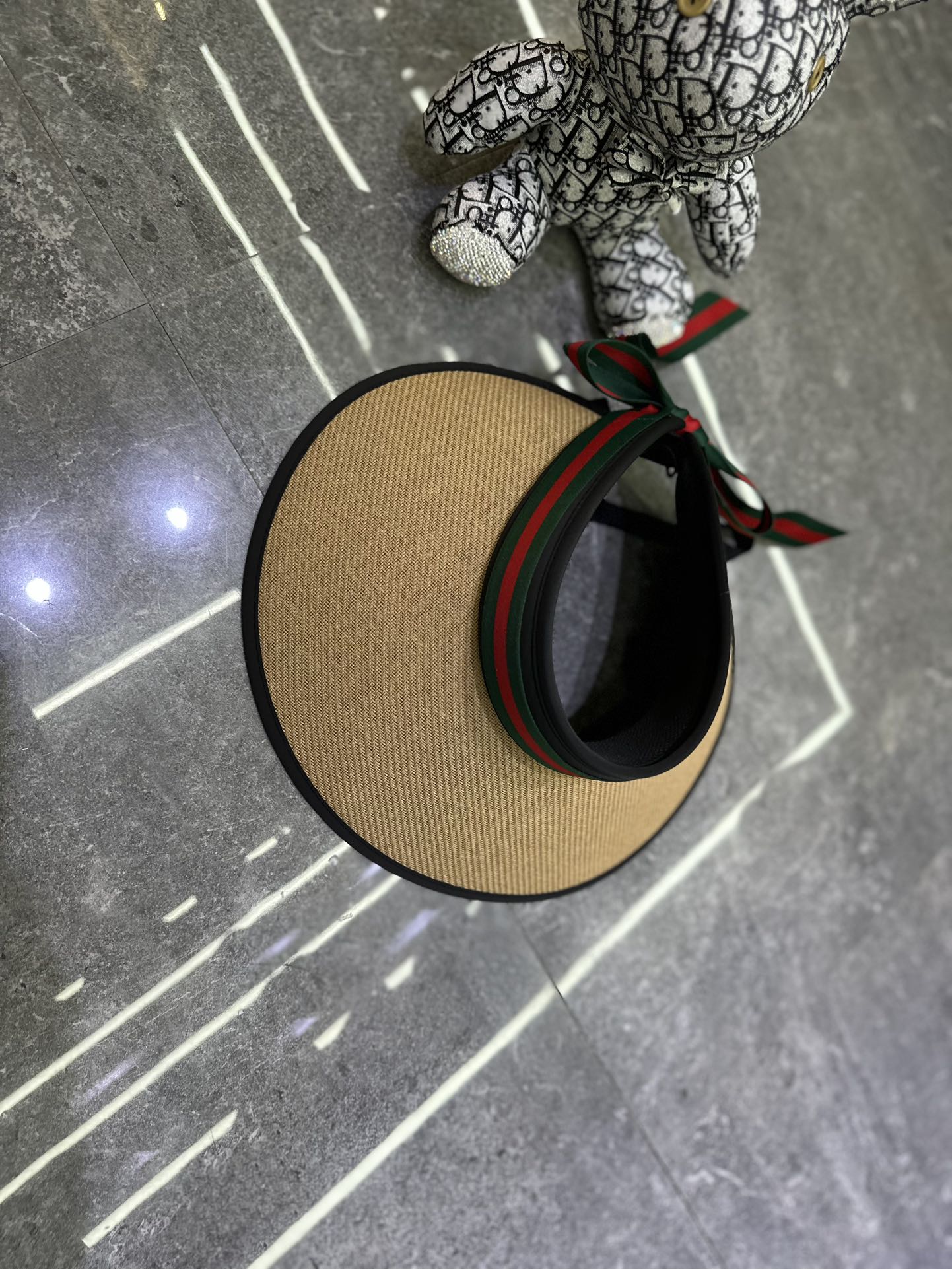 Gucci Visor dx (517)