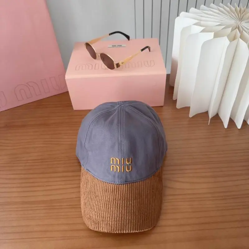 Miumiu Cap dx (1690)
