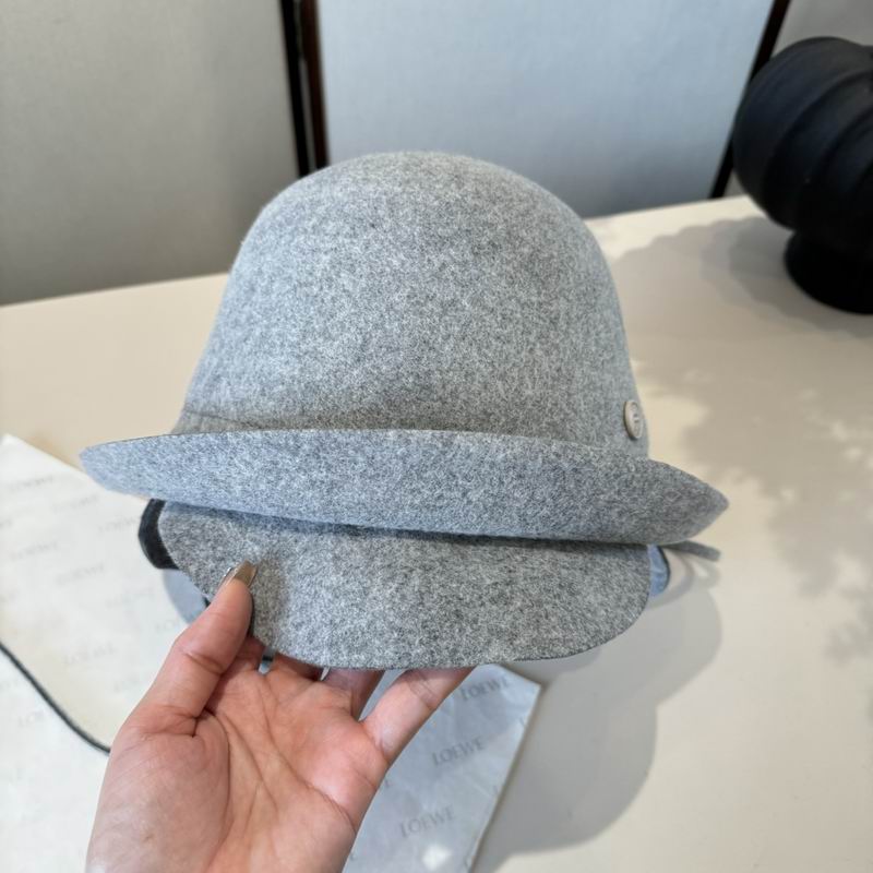 Loewe top hat (1270)