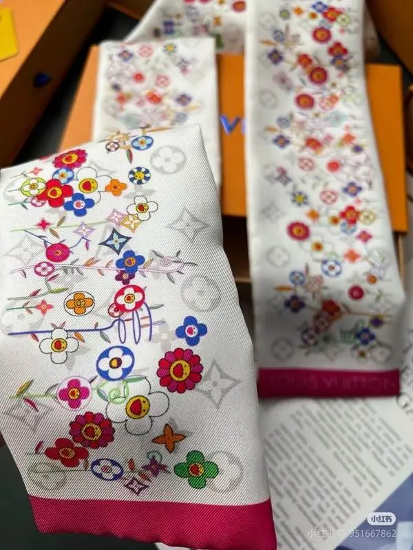 LV silk ribbon 120X8cm E16 (1)