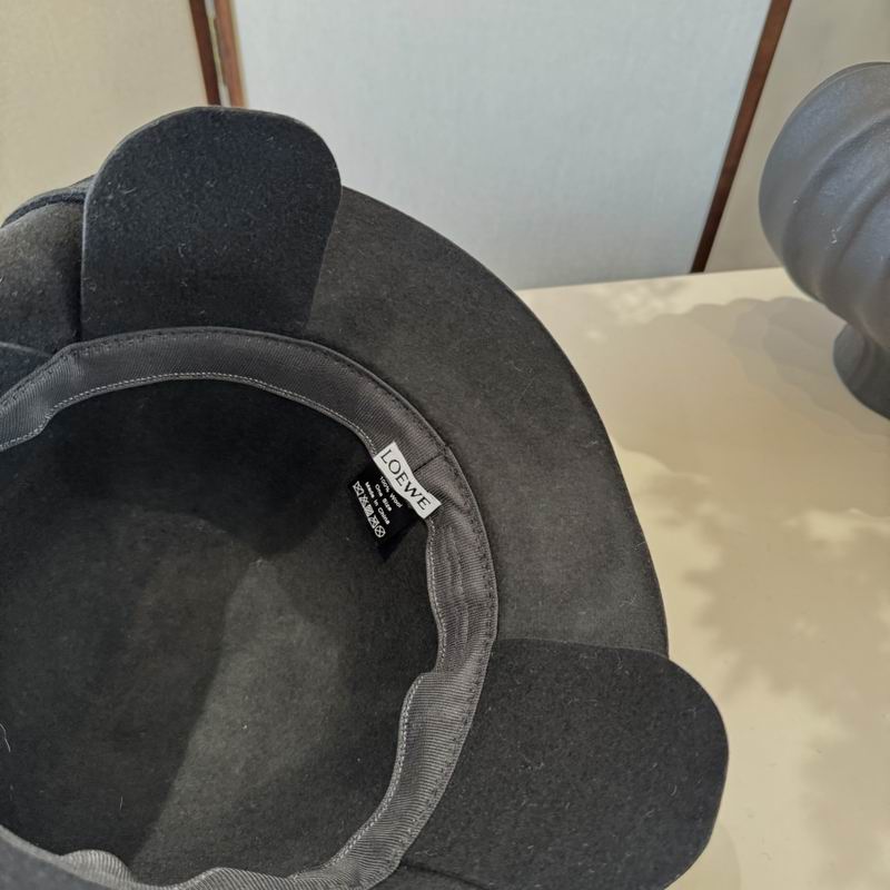 Loewe top hat (1270)