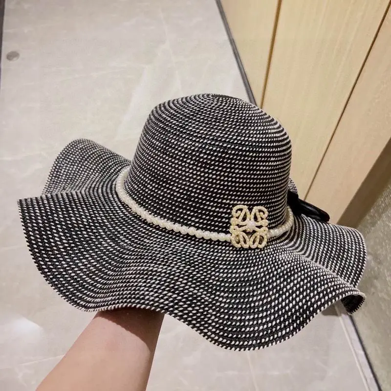 Loewe top hat (152)