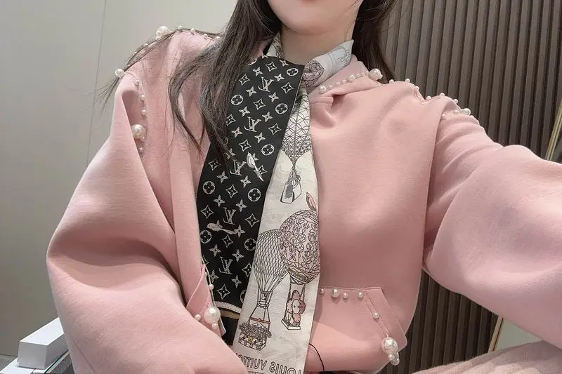 LV silk ribbon hm (84)