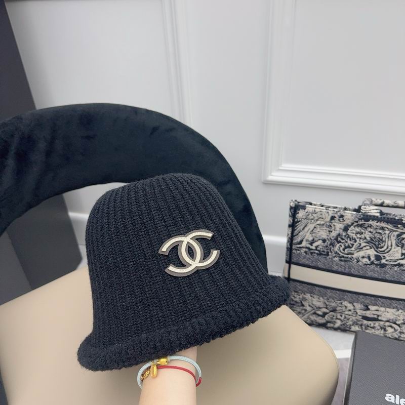 Chanel hat (706)