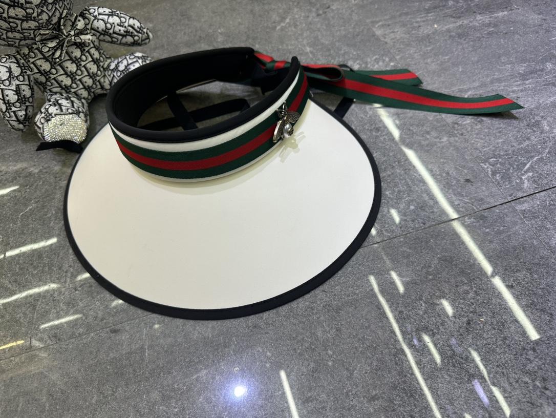 Gucci Visor dx (494)