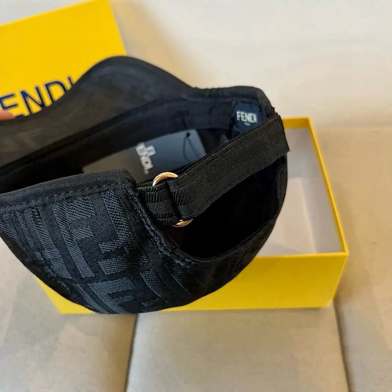 Fendi cap dx (36)