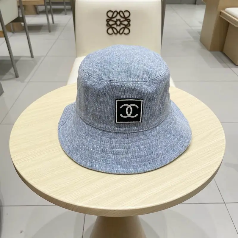 Chanel hat (1000)